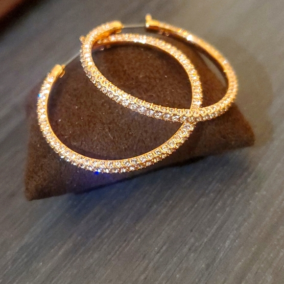 Swarovski rosegold hoops - Picture 2 of 3